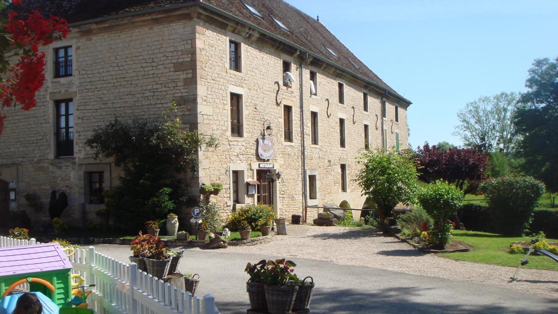 Moulin de Bourgchateau Louhans Buitenkant foto